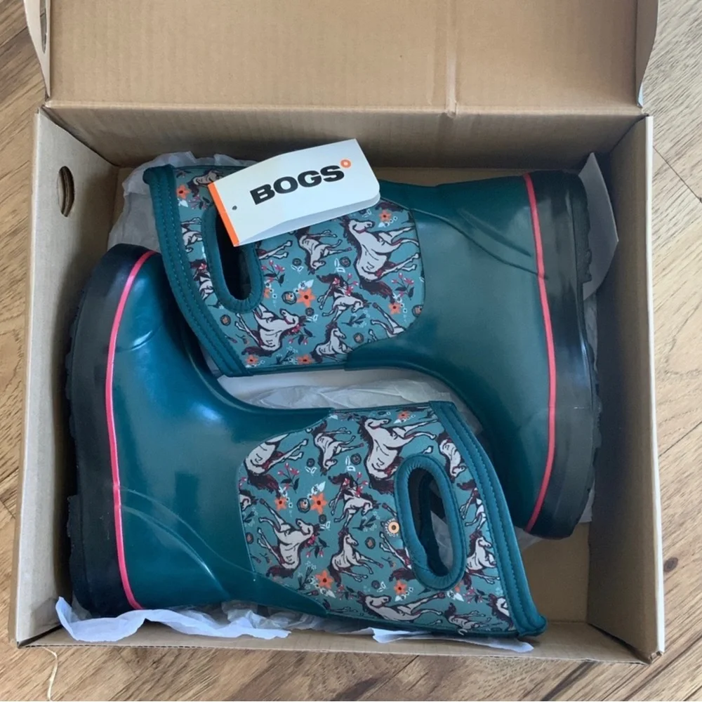 Bogs Classic 11 Unicorn Awesome Insulated Rain Boots Kids Multi Sizes BNWT